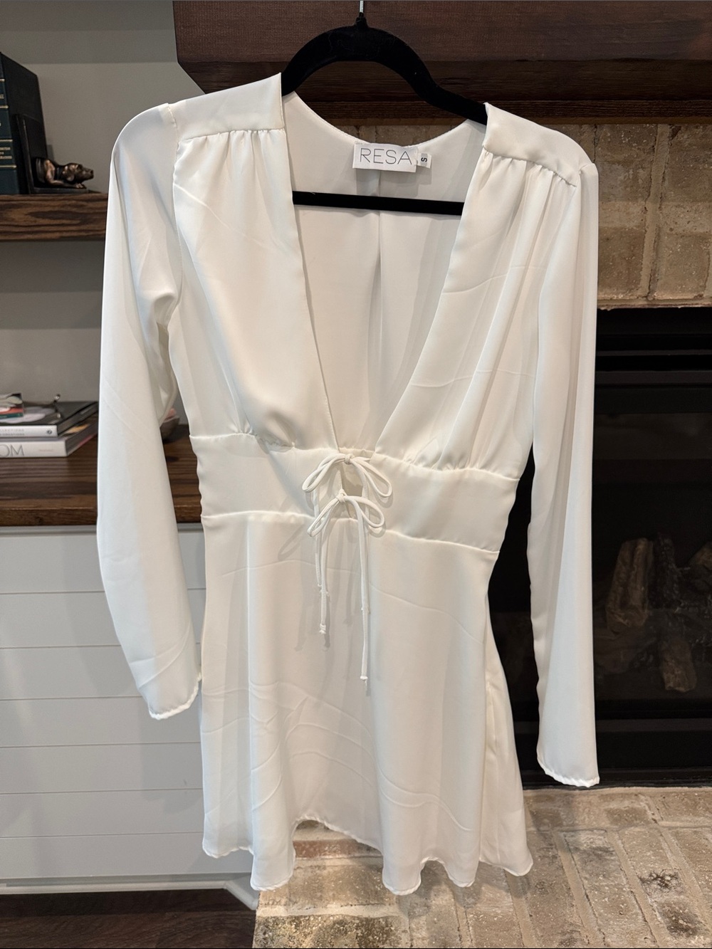 RESA Ivory Long Sleeve V-Neck Tie Front Mini Dress